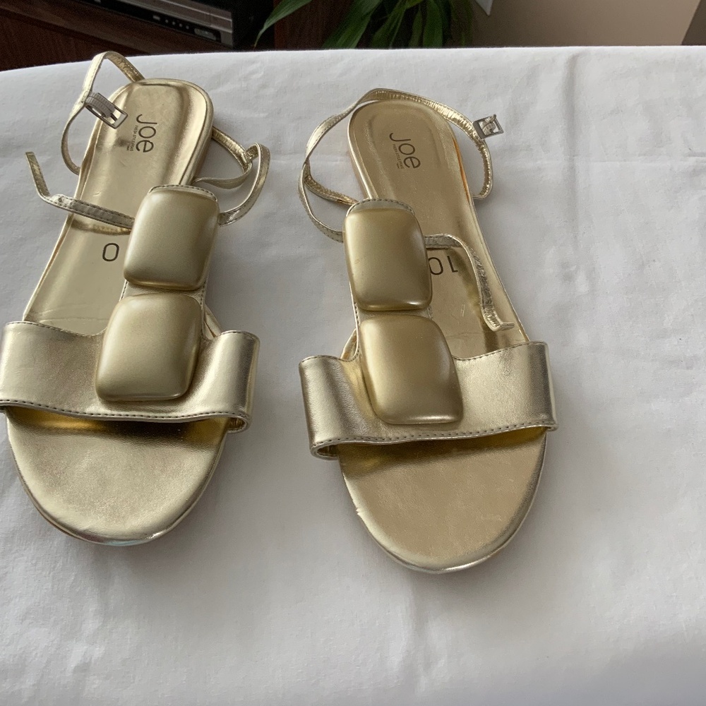 Ladies sandals